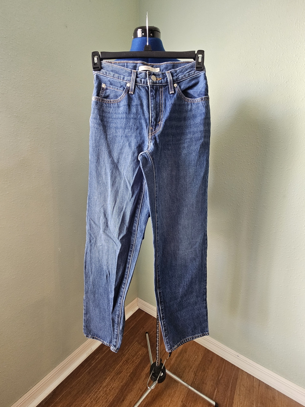 Levi's Women's '94 BAGGY 24 Straight Blue Denim Jeans